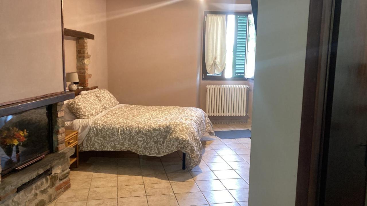 Da Valentino E Manuela Appartement Barberino di Mugello Buitenkant foto